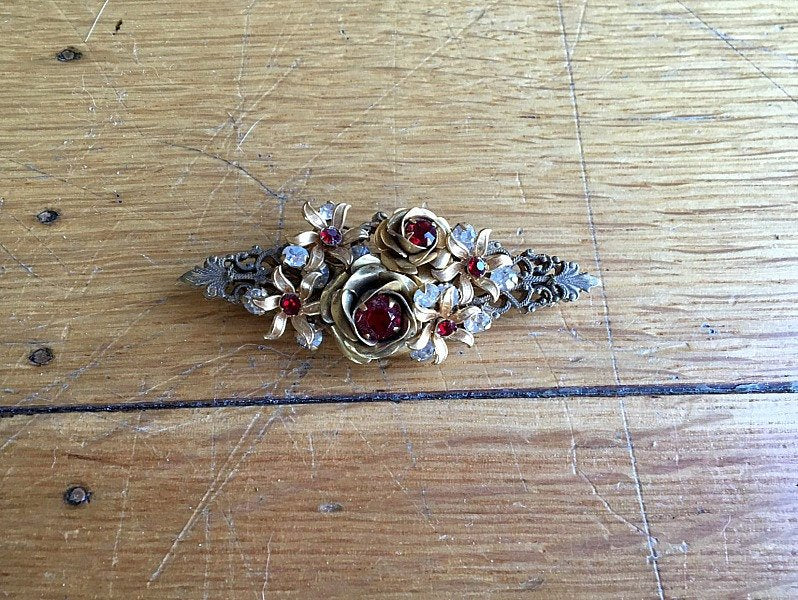 Amourelle brooch . Frank Hess for Kramer vintage jewelry
