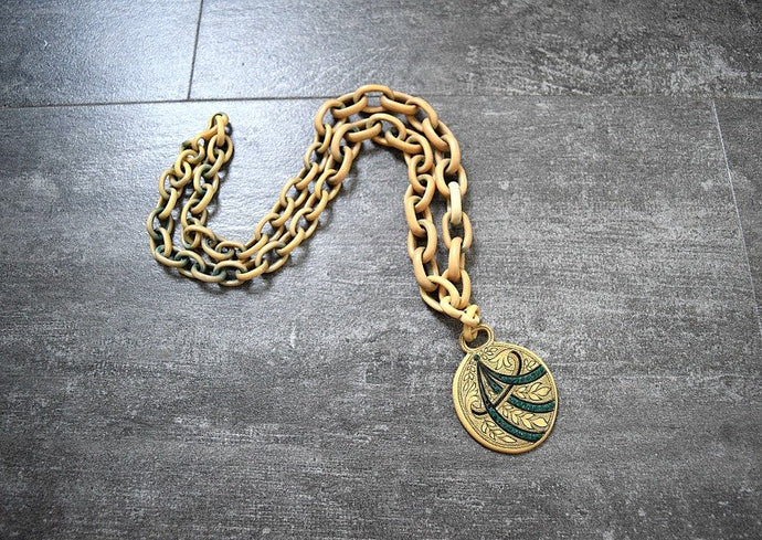 1930s celluloid necklace . vintage 30s chain pendant necklace