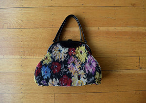 1960s tapestry handbag . vintage 60s floral purse