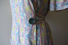 Load image into Gallery viewer, 1930s dressing gown . vintage 30s house dress
