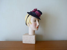 Load image into Gallery viewer, 1930s 1940s tilt hat . vintage 30s 40s hat