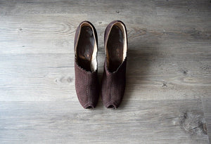 1930s 1940s shoes . vintage 30s brown suede shoes . size 7.5