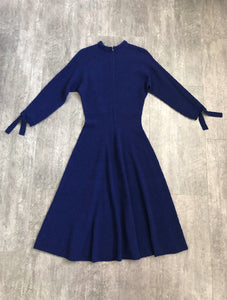 1950s blue knit dress . vintage knit dress . size s to l