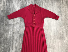 Load image into Gallery viewer, 1950s red knit dress set . vintage 50s knit set . size m to xl