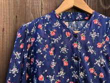 Load image into Gallery viewer, 1930s feedsack top . vintage 30s blouse