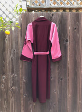 Load image into Gallery viewer, 1940s color block robe . vintage 40s wool flannel robe