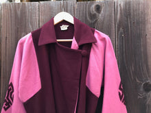 Load image into Gallery viewer, 1940s color block robe . vintage 40s wool flannel robe