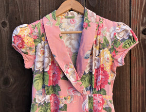 1940s house dress . vintage 40s floral print dress