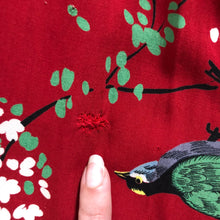 Load image into Gallery viewer, 1940s novelty print dress . vintage 40s red dress . size xs