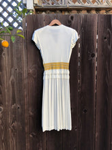 Load image into Gallery viewer, 1940s rayon jersey dress . vintage 40s dress . size xs/small