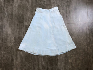 1940s 1950s chambray skirt . vintage sportswear skirt