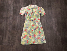 Load image into Gallery viewer, Early 1940s dress . vintage 40s print dress